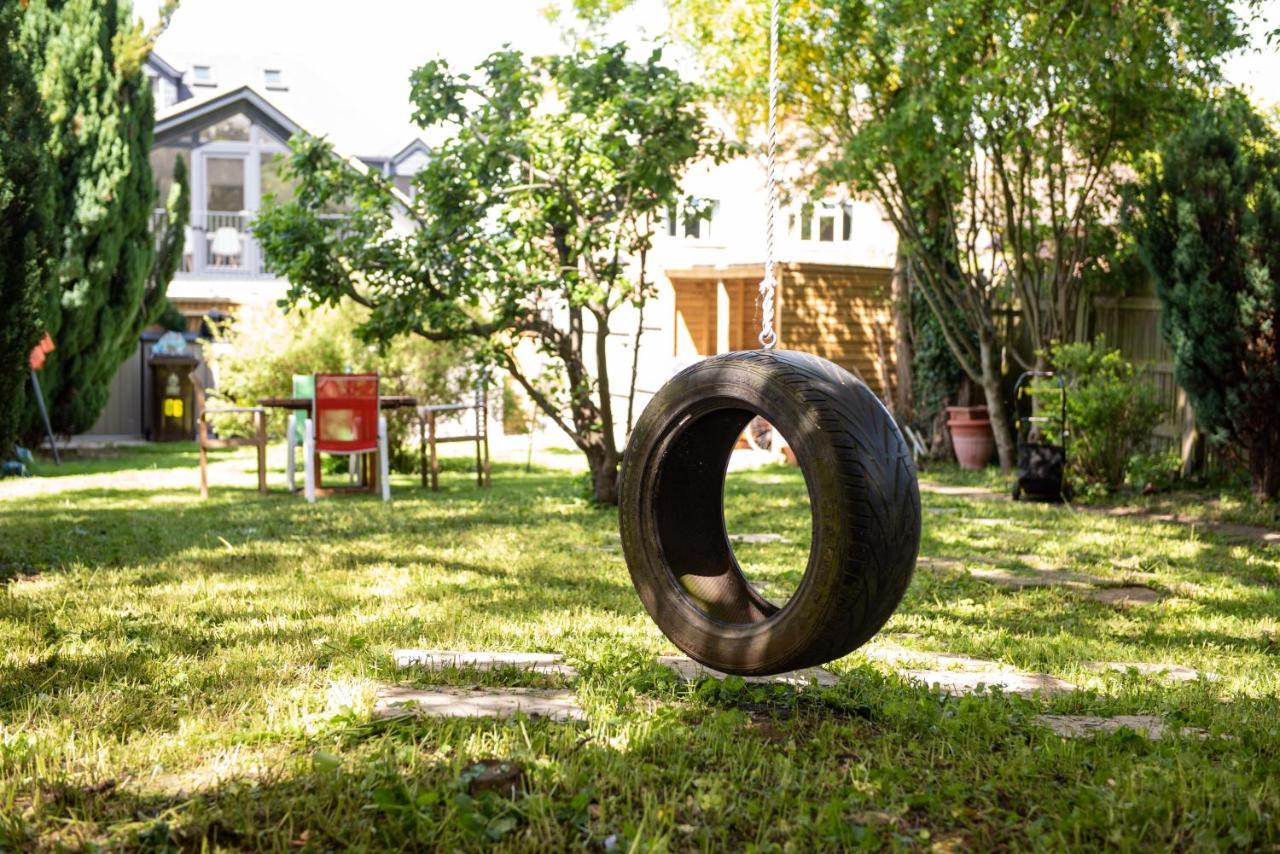 Apartment Walnut Flats: Cozy 2-bedroom Near Oxford With Netflix & Parking *
