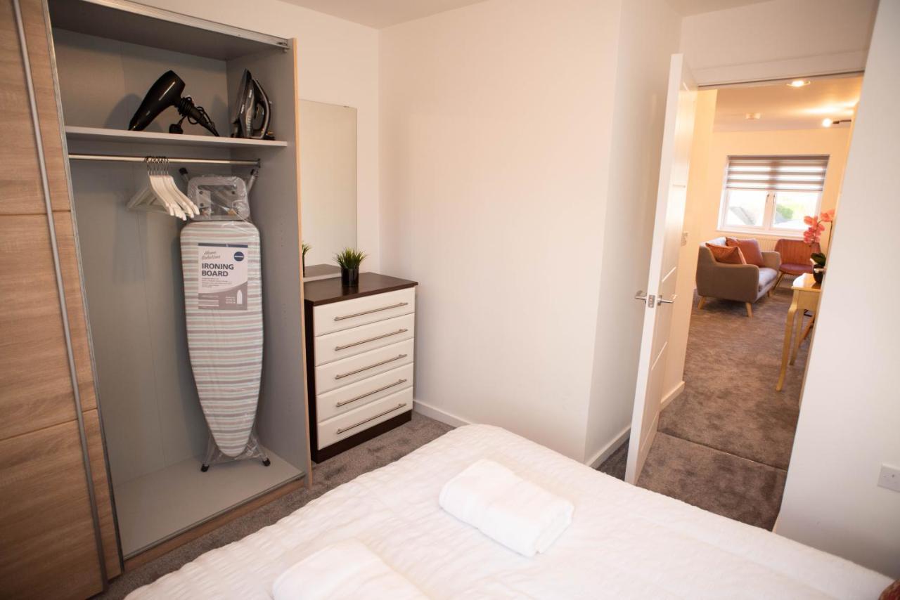 Apartment Walnut Flats: Cozy 2-bedroom Near Oxford With Netflix & Parking