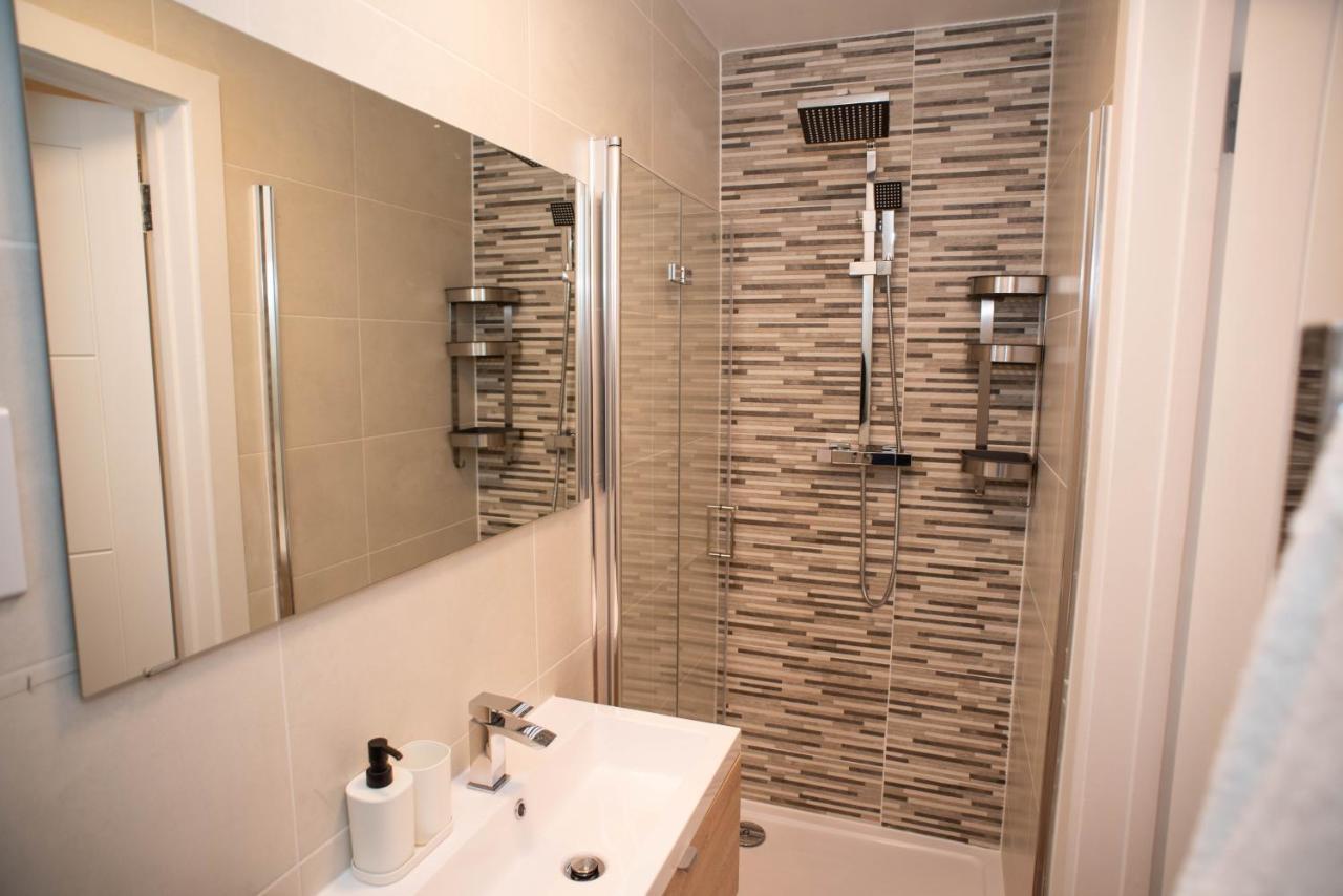 Apartment Walnut Flats: Cozy 2-bedroom Near Oxford With Netflix & Parking Kidlington
