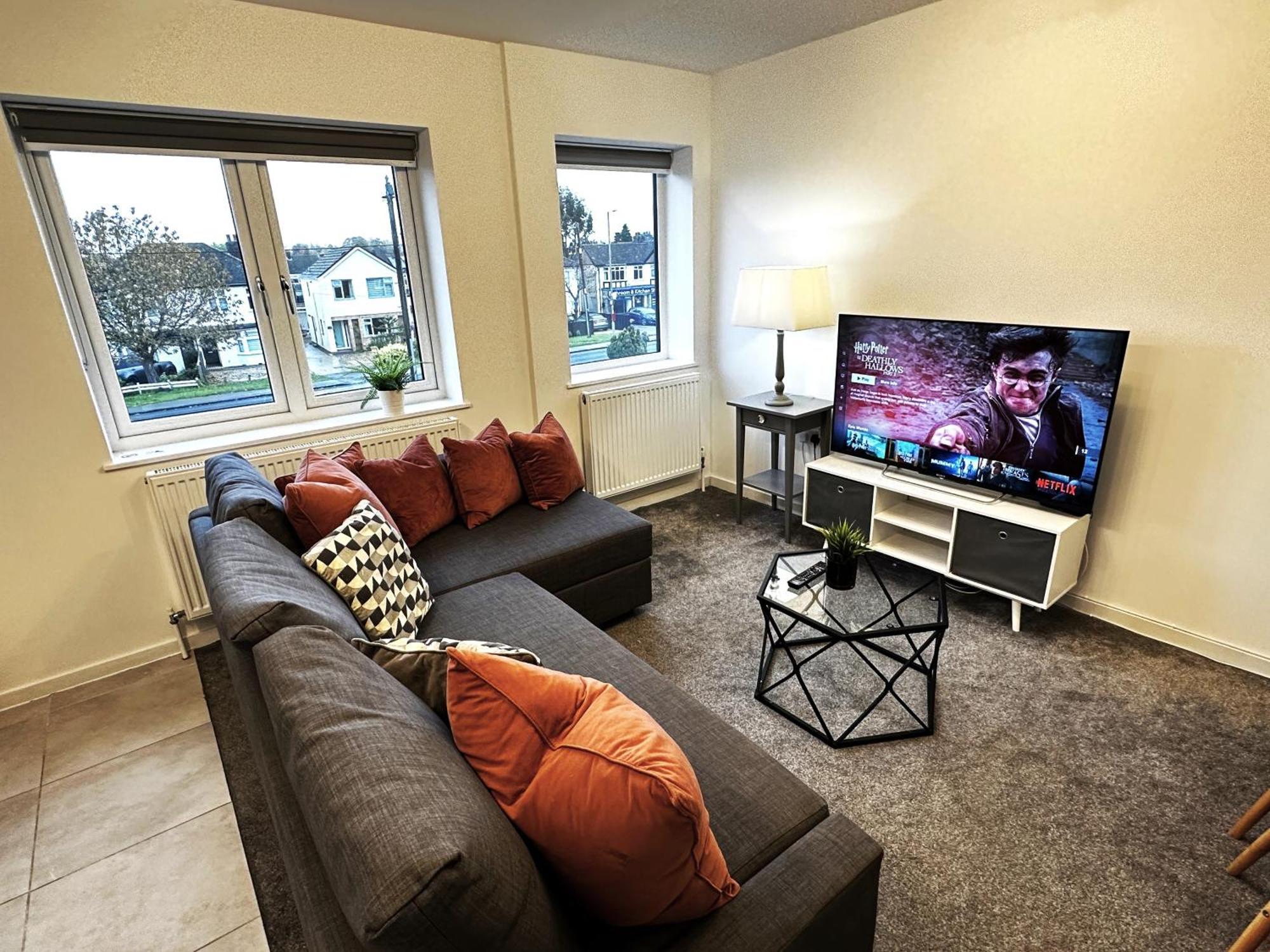 Apartment Walnut Flats: Cozy 2-bedroom Near Oxford With Netflix & Parking Kidlington